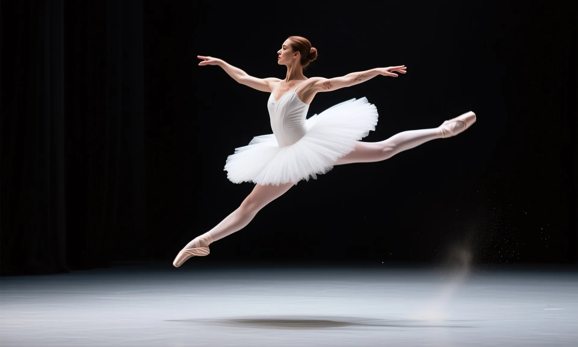 Ballerina im Sprung vor Schwarz
